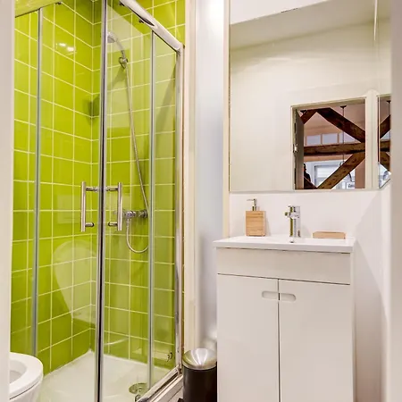 Historical Gem In Baixa דירה