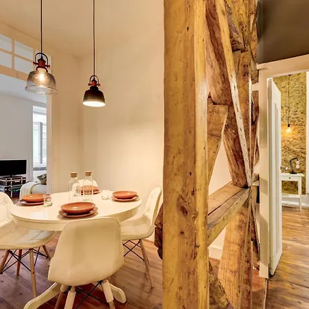 Historical Gem In Baixa * ליסבון